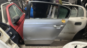 Oto Çıkma Parça / Volkswagen / Passat / Oto Cam / Kapı Camları / Çıkma Parça 