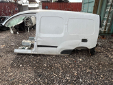 Oto Çıkma Parça / Renault / Kangoo / Kaporta & Karoser / Kesme Tavan Sacı / Çıkma Parça 