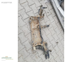 Oto Çıkma Parça / Volkswagen / Passat / Alt Takım / Travers / Çıkma Parça 