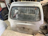 Oto Çıkma Parça / Hyundai / H100 / Oto Cam / Bagaj Camı / Çıkma Parça 