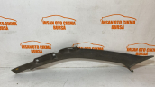 Audi A4 B6 sol ön direk plastik