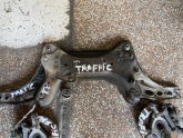 Oto Çıkma Parça / Renault / Trafic / Alt Takım / Taşıyıcı / Çıkma Parça 