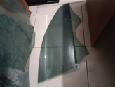 Audi A3 sağ ön kapı camı orjinal çıkma parça