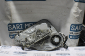 Oto Çıkma Parça / Ford / Focus / Oto Cam / Cam Krikosu / Çıkma Parça 