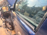 Oto Çıkma Parça / Renault / Megane / Oto Cam / Kapı Camları / Çıkma Parça 