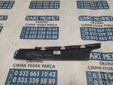 Oto Çıkma Parça / Renault / Megane / Kaporta & Karoser / Kapı Direği / Çıkma Parça 