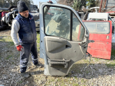 Oto Çıkma Parça / Renault / Master / Kaporta & Karoser / Sol Ön Kapı / Çıkma Parça 