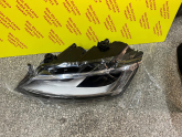 Oto Çıkma Parça / Volkswagen / Jetta / Far & Stop / Sağ Ön Far / Çıkma Parça 