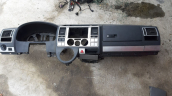 Oto Çıkma Parça / Volkswagen / Transporter / Göğüslük & Torpido / Komple Torpido / Çıkma Parça 