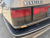 Oto Çıkma Parça / Renault / R 25 / Far & Stop / Sağ Arka Stop / Çıkma Parça 