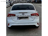 FORD FOCUS 4 SEDAN ARKA CAM SİYAH RENKLİ