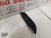 Oto Çıkma Parça / Toyota / Corolla / Elektrik / Dörtlü Flaşör Düğmesi / Çıkma Parça 