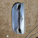 Toyota corolla bagaj kapağı