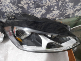 Oto Çıkma Parça / Volkswagen / Golf / Far & Stop / Sağ Ön Far / Çıkma Parça 