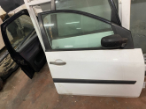 Oto Çıkma Parça / Ford / Fiesta / Kaporta & Karoser / Sağ Ön Kapı / Çıkma Parça 