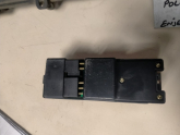 Oto Çıkma Parça / Mazda / 121 / Oto Cam / Cam Düğmesi / Çıkma Parça 
