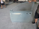 OPEL ASTRA J GRİ SAĞ ÖN KAPI ORJINAL LOKALLIK