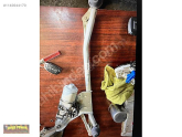 Datça Duster ön cam silgi motoru mekanizması