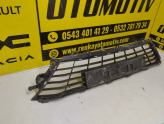 Oto Çıkma Parça / Renault / Megane / Tampon / Orta Izgara / Çıkma Parça 