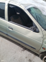 Renault Megan 1 sağ ön kapı çıtır hasarlı