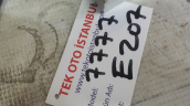 Oto Çıkma Parça / Mercedes / E Serisi / Far & Stop / Far Braketi / Çıkma Parça 