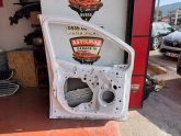 Oto Çıkma Parça / Ford / Tourneo Courier / Kaporta & Karoser / Sol Ön Kapı / Çıkma Parça 