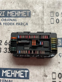 Oto Çıkma Parça / Bmw / 1 Serisi / Elektrik / Sigorta Kutusu / Çıkma Parça 