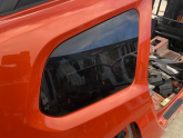 DACİA DUSTER SAĞ ARKA KELEBEK CAM ORJINAL