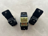 Oto Çıkma Parça / Kia / Stonic / Oto Cam / Cam Düğmesi / Çıkma Parça 