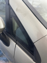 Fiat Linea sağ ön kelebek camı