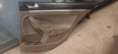VOLKSWAGEN JETTA SAĞ ARKA KAPI DÖŞEMESİ