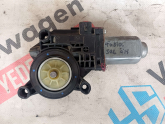 Oto Çıkma Parça / Skoda / Fabia / Oto Cam / Cam Motoru / Çıkma Parça 