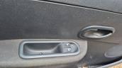 Renault Clio 3 sol ön cam düğmesi ve iç açma kolu sökme hatasız