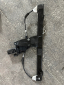 Oto Çıkma Parça / Fiat / Doblo / Oto Cam / Cam Krikosu / Çıkma Parça 