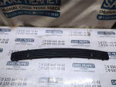 Oto Çıkma Parça / Volkswagen / Transporter / Tampon / Orta Izgara / Çıkma Parça 