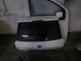 Fiat punto bagaj kapağı