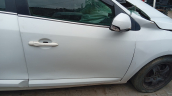 RENAULT FLUENCE SAĞ ÖN KAPI DOLU ÇIKMA PARÇA KUL OTODA