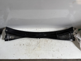 Oto Çıkma Parça / Renault / Kangoo / Oto Cam / Ön Cam Izgarası / Çıkma Parça 