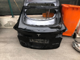 TESLA MODEL Y BAGAJ KAPAĞI