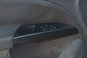 seat toledo 2006 sol ön cam düğmesi (son fiyat)