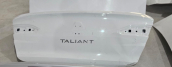 RENAULT TALİANT BEYAZ BAGAJ KAPAĞI ORJINAL LOKALLIK