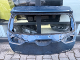 Toyota Auris bagaj kapağı