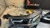 Oto Çıkma Parça / Toyota / Hilux / Far & Stop / Sol Ön Far / Çıkma Parça 
