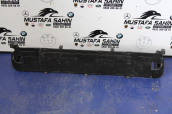 BMW 7 G11 G12 radyatör alt kapağı çerçevesi 8632118