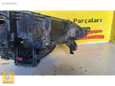 Oto Çıkma Parça / Renault / Megane / Far & Stop / Sağ Ön Far / Çıkma Parça 