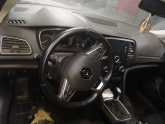 Renault Megane 4 torpido örjinel hatası