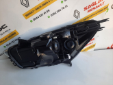 Oto Çıkma Parça / Renault / Clio / Far & Stop / Sağ Ön Far / Çıkma Parça 