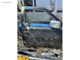 Oto Çıkma Parça / Nissan / Pick-up / Kaporta & Karoser / Sol Ön Kapı / Çıkma Parça 