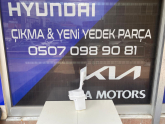 HYUNDAİ İ20 2020-2024 SİLECEK SU BİDONU SIFIR ORİJİNAL YEDEK PARÇ