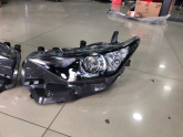 Oto Çıkma Parça / Toyota / Auris / Far & Stop / Sağ Ön Far / Çıkma Parça 
